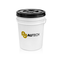 Ведро для мойки автомобиля с крышкой и пескоотделителем (белое)