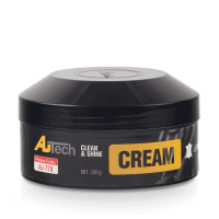 Очиститель для кожи и пластика  200 мл